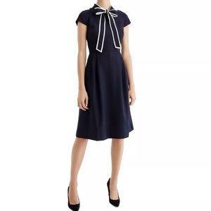 J.CREW Tie-Neck Dress 365 Crepe size 0 Knee Length Front Bow Navy Fit Flare